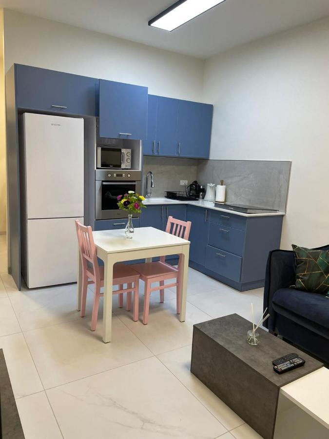 Port City Haifa - Luxury Apartments 50 Mtrs From The Beach ภายนอก รูปภาพ