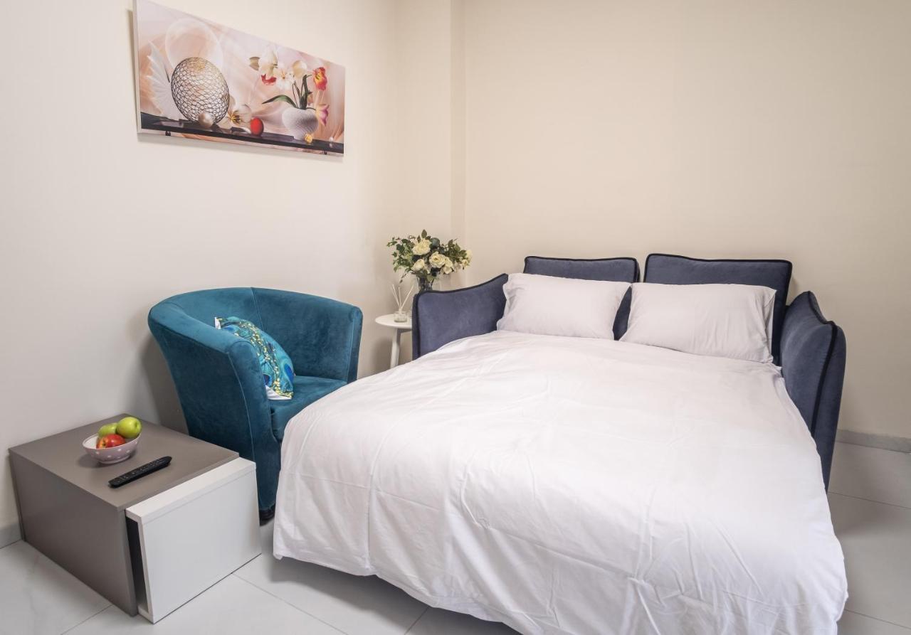 Port City Haifa - Luxury Apartments 50 Mtrs From The Beach ภายนอก รูปภาพ